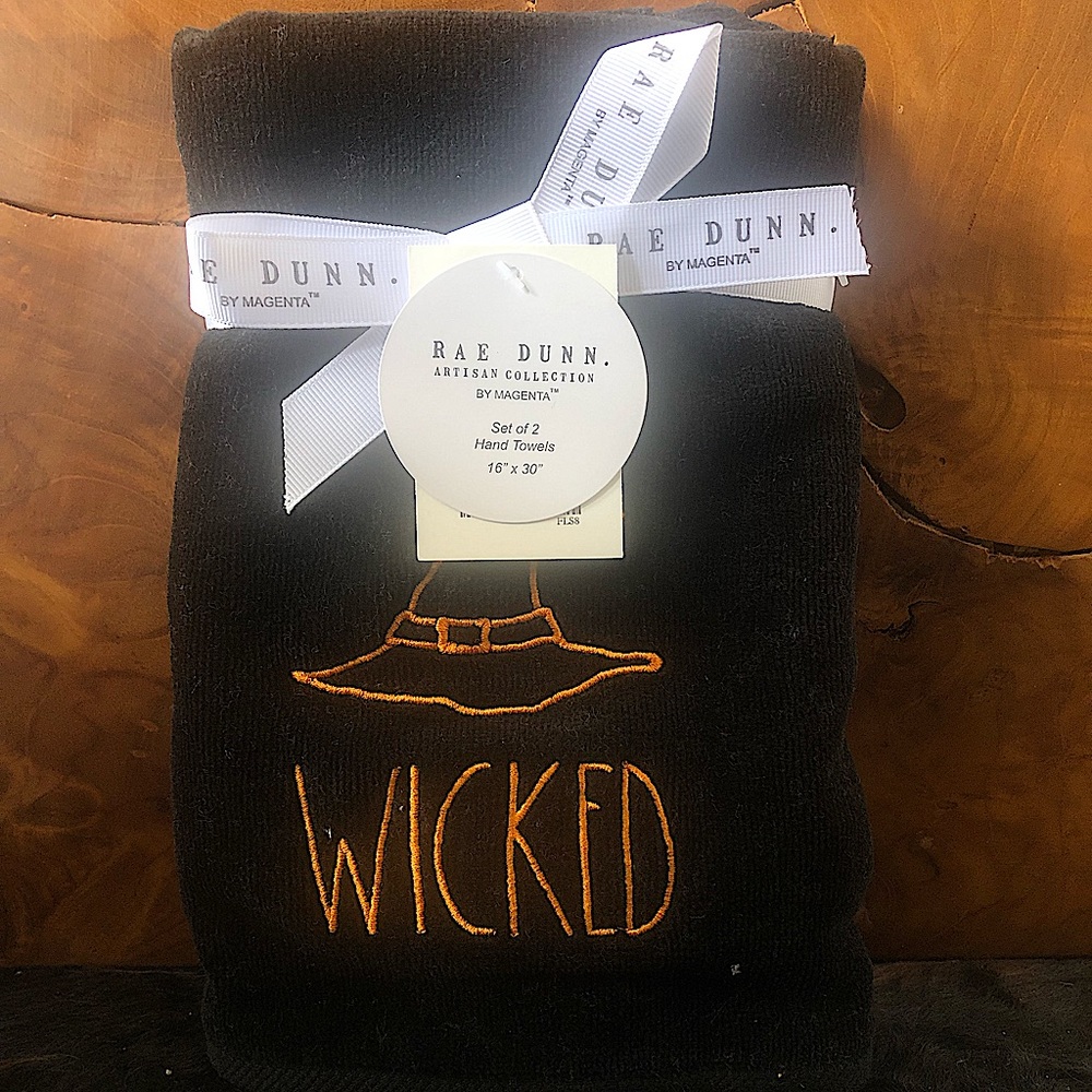 RAE DUNN 🖤🎃 Set of 2 Hand Towels - “Wicked” Witch Hat - Halloween Decor